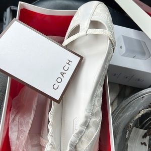 Coach A2620 Verra 6CM Black Flats ; Good as new; SIZE: 9.0